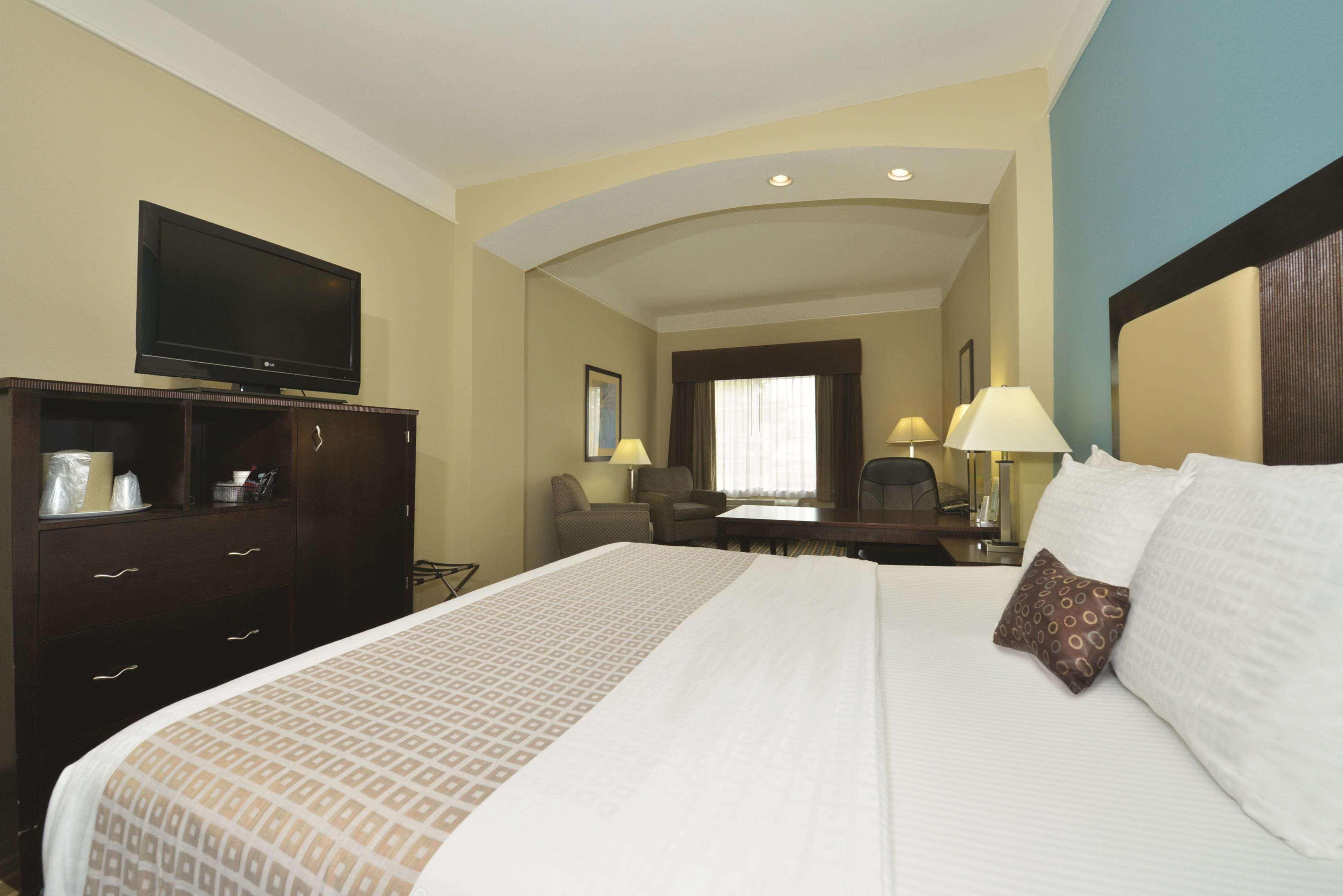 La Quinta By Wyndham Savannah Airport - פולר מראה חיצוני תמונה