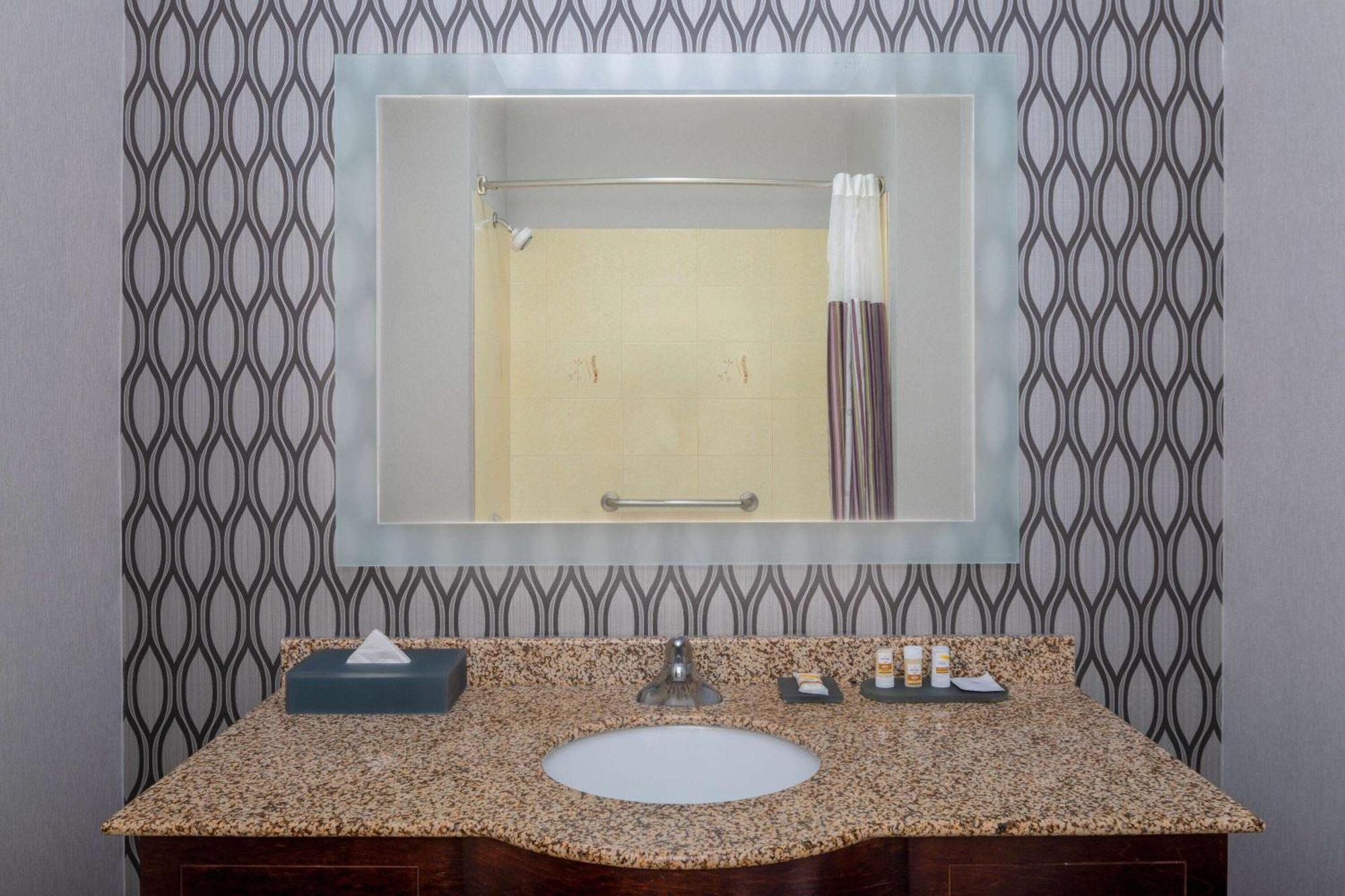 La Quinta By Wyndham Savannah Airport - פולר מראה חיצוני תמונה